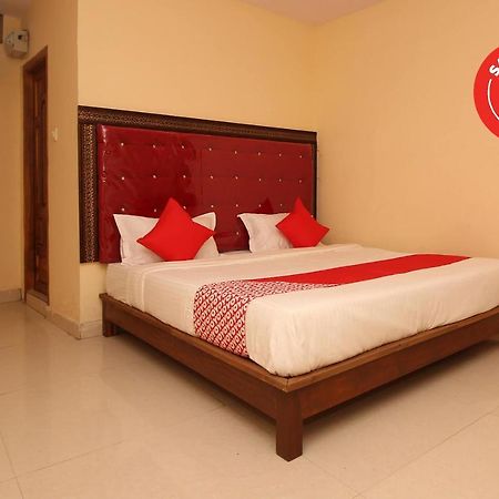 Oyo 7343 Al Shareef Palace Hyderabad Luaran gambar