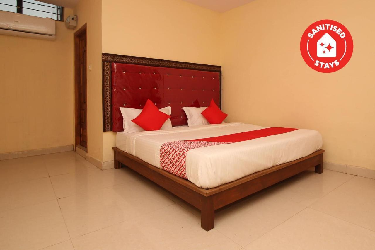 Oyo 7343 Al Shareef Palace Hyderabad Luaran gambar